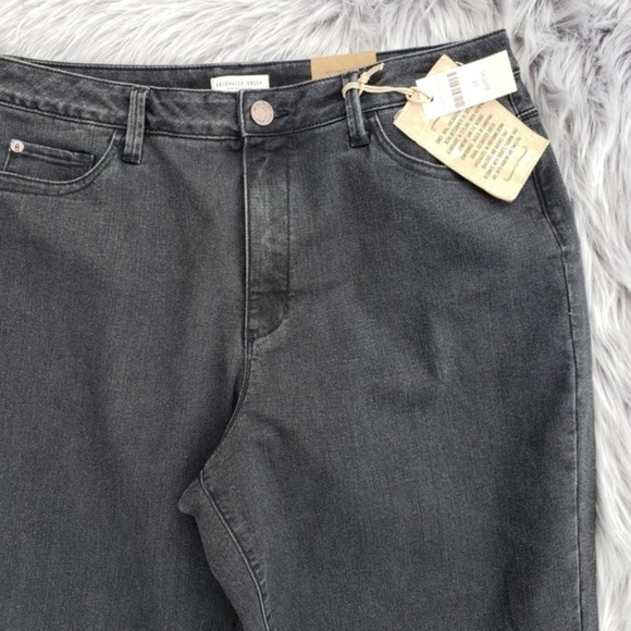 NWT Coldwater Creek classic fit jeans sz 14 - Picture 2 of 6